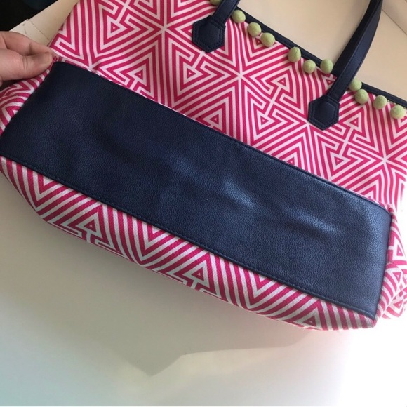 Jonathan Adler & Clinique Pattern Pink Tote - Picture 13 of 14